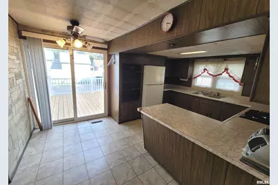 405 Saint Clair Street, Odin, IL 62870 - Photo 8