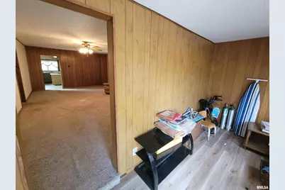 405 Saint Clair Street, Odin, IL 62870 - Photo 14