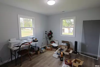 101 N Railroad Street, Patoka, IL 62875 - Photo 12