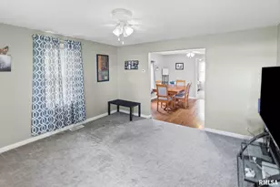 2109 N Broadway Ave, Salem, IL 62881 - Photo 14