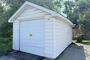 18 S Mill St, Harrisburg, IL 62946 - Photo 4