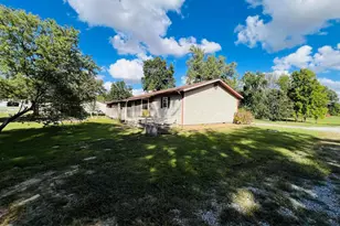 295 Country Acres Rd, Eldorado, IL 62930 - Photo 10