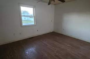 1116 S Land St St, Harrisburg, IL 62946 - Photo 10