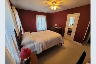 321 W Boone Street, Salem, IL 62881 - Photo 30