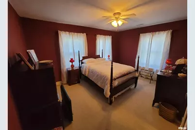 321 W Boone Street, Salem, IL 62881 - Photo 28