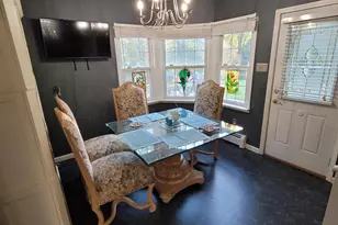 321 W Boone St, Salem, IL 62881 - Photo 32