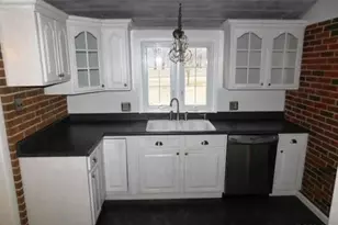 321 W Boone St, Salem, IL 62881 - Photo 44