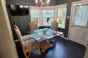 321 W Boone St, Salem, IL 62881 - Photo 32