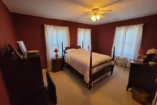 321 W Boone St, Salem, IL 62881 - Photo 28