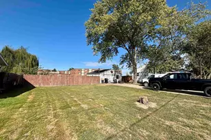 1012 W 4th St, Centralia, IL 62801 - Photo 20