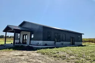 1934 County Road 315 E Rd, Xenia, IL 62899 - Photo 2