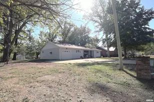 11 Ridge Rd, Centralia, IL 62801 - Photo 22
