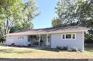 11 Ridge Rd, Centralia, IL 62801 - Photo 2