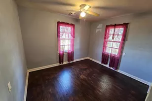 233 N US Hwy 45, Cisne, IL 62823 - Photo 16