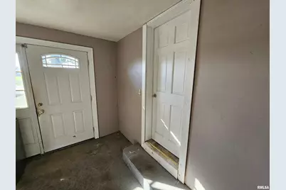 233 N US Hwy 45, Cisne, IL 62823 - Photo 22