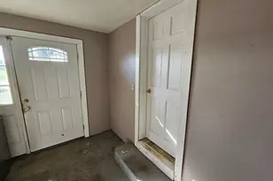 233 N US Hwy 45, Cisne, IL 62823 - Photo 22