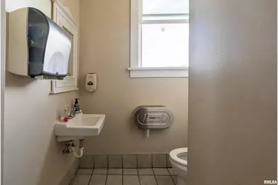 1329 Walnut Street, Murphysboro, IL 62966 - Photo 38