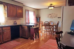 901 Locust St, Vienna, IL 62995 - Photo 14