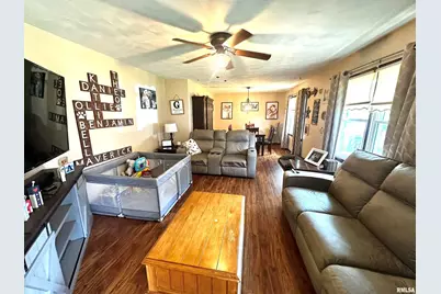 1340 E 6th Street, Centralia, IL 62801 - Photo 2
