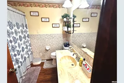 1340 E 6th Street, Centralia, IL 62801 - Photo 12