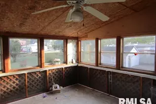 430 W Church St, Harrisburg, IL 62946 - Photo 14