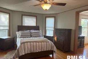 306 S Madison St, Marion, IL 62959 - Photo 4