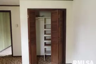 1111 Roosevelt St, Harrisburg, IL 62946 - Photo 10