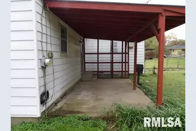 1111 Roosevelt Street, Harrisburg, IL 62946 - Photo 4