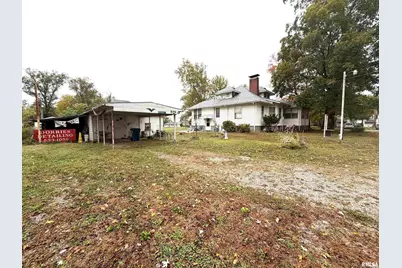 523 W 4th Street, Centralia, IL 62801 - Photo 8