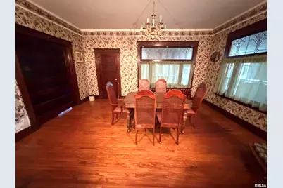 523 W 4th Street, Centralia, IL 62801 - Photo 4