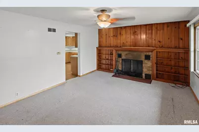 444 N Marion Street, Centralia, IL 62801 - Photo 10