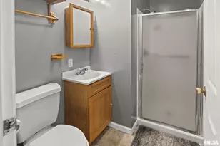 444 N Marion St, Centralia, IL 62801 - Photo 24