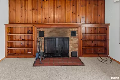 444 N Marion Street, Centralia, IL 62801 - Photo 12