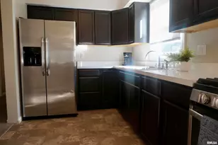 310 N 4th St, Earlville, IL 62932 - Photo 2