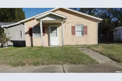 310 N 4th Street, Earlville, IL 62932 - Photo 1