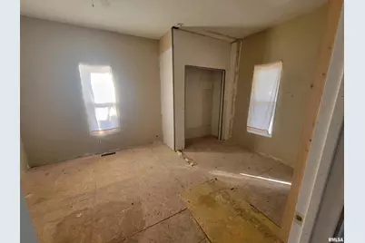 208 N Washington Street, Hurst, IL 62949 - Photo 6