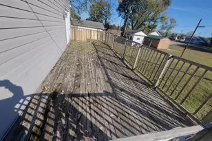 208 N Washington St, Hurst, IL 62949 - Photo 18