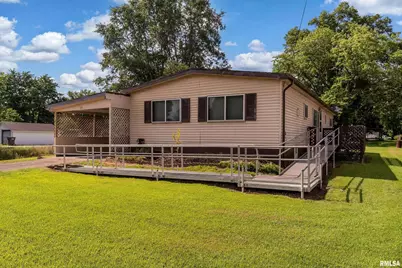 208 W Pennsylvania Avenue, Pittsburg, IL 62974 - Photo 2