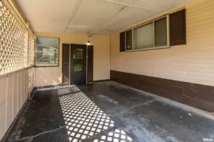 208 W Pennsylvania Ave, Pittsburg, IL 62974 - Photo 26