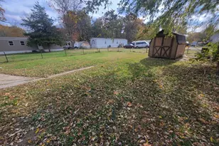 306 Vogel St, Lowell, IL 62927 - Photo 14