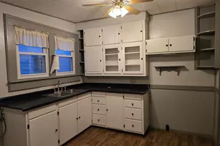 1028 S Roosevelt St, Harrisburg, IL 62946 - Photo 22