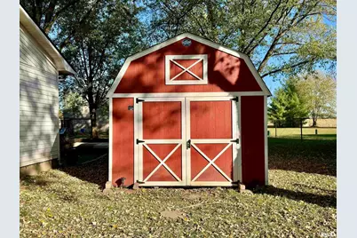 109 E Galaxy Drive, Chicago, IL 62898 - Photo 28