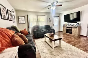 109 E Galaxy Dr, Chicago, IL 62898 - Photo 8