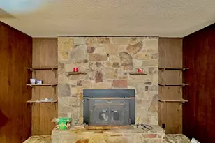 718 Karbers Ridge Rd, Elizabethtown, IL 62931 - Photo 14