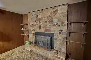 718 Karbers Ridge Rd, Elizabethtown, IL 62931 - Photo 16