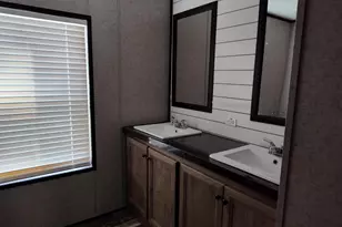 1207 SW 6th St, Fairfield, IL 62837 - Photo 18