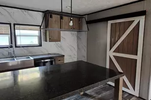 1207 SW 6th St, Fairfield, IL 62837 - Photo 10