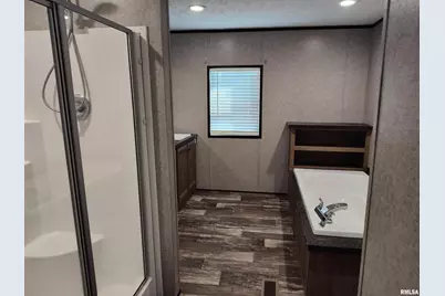 1207 SW 6th Street, Fairfield, IL 62837 - Photo 14