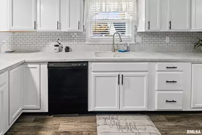 628 Sara Drive, Centralia, IL 62801 - Photo 24