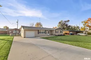 628 Sara Dr, Centralia, IL 62801 - Photo 4